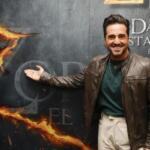 Bustamante se convierte en El Zorro y volará sobre el escenario