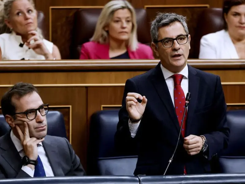 Bolaños se revuelve contra el CGPJ por sus quejas contra Peinado el día de la jubilación del juez