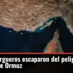 Cómo 4 cargueros escaparon del peligroso estrecho de Ormuz