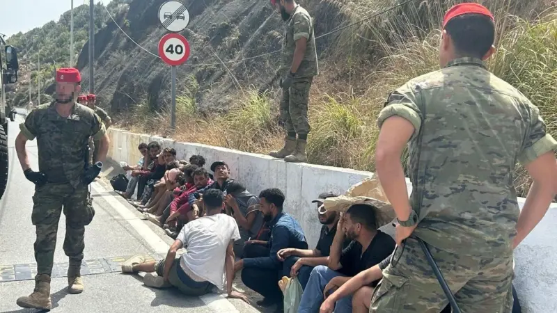 Defensa autoriza a los militares de Ceuta a llevar armas como autodefensa