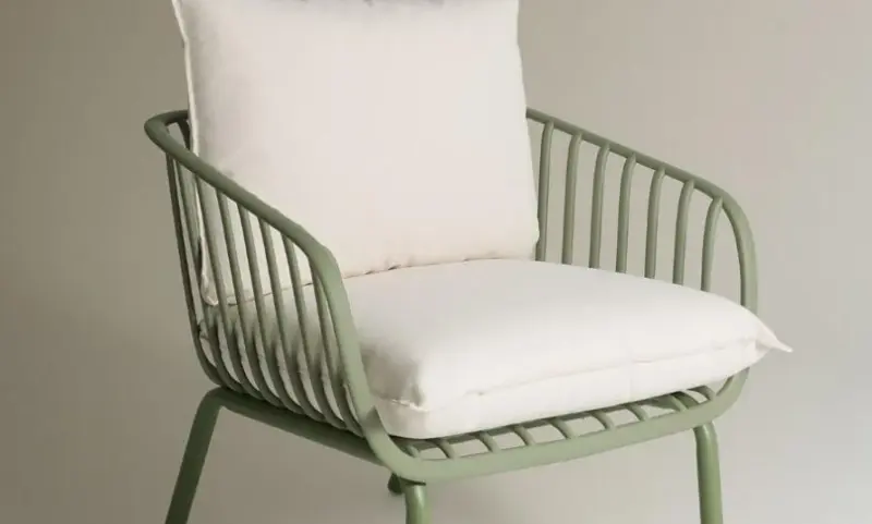 El Corte Inglés tiene el sillón de jardín perfecto para tener una terraza de revista sin invertir demasiado