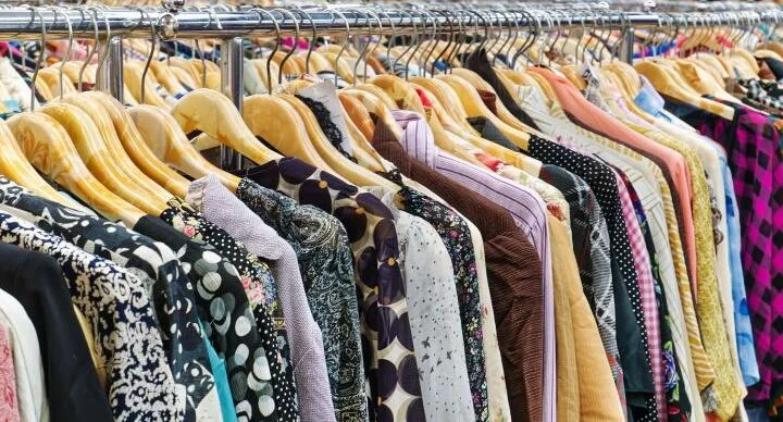 El fin de la moda de 'usar y tirar': las grandes marcas ya no podrán deshacerse del stock no vendido