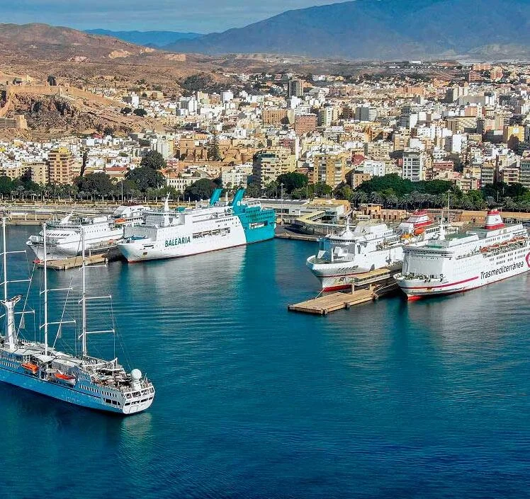 Vista aerea del Puerto de Almería