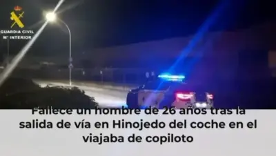 Fallece un hombre de 26 años tras la salida de vía en Hinojedo del coche en el viajaba de copiloto