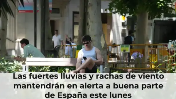 Las fuertes lluvias y rachas de viento mantendrán en alerta a buena parte de España este lunes