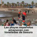 Las playas españolas amanecen con toneladas de basura tras San Juan: los ayuntamientos activan dispositivos de limpieza