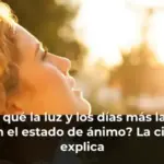 ¿Por qué la luz y los días más largos mejoran el estado de ánimo? La ciencia lo explica