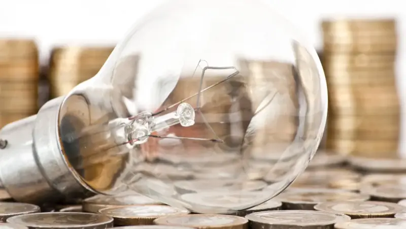 Electricity bill with decreasing graph