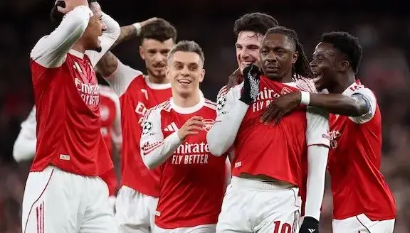 Fútbol europeo cuartos de final PSG Arsenal Sporting