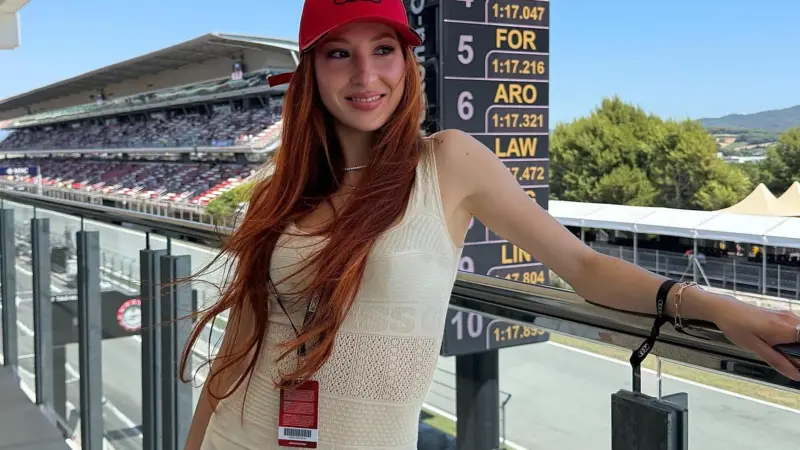 Quién es Erola Jons, la influencer contratada por La Vuelta que ha indignado al ciclismo