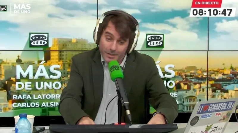 Rafa Latorre entrevista a Carlos Cuerpo en Más de Uno