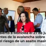 Robles alertó a Moncloa el 27 de julio, tres días antes de la avalancha sobre Ceuta, del riesgo de un asalto masivo