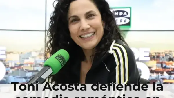 Toni Acosta defiende la comedia romántica en 'A una isla de ti': "¿Si no te creiste 'Star Wars' por qué te vas a creer '